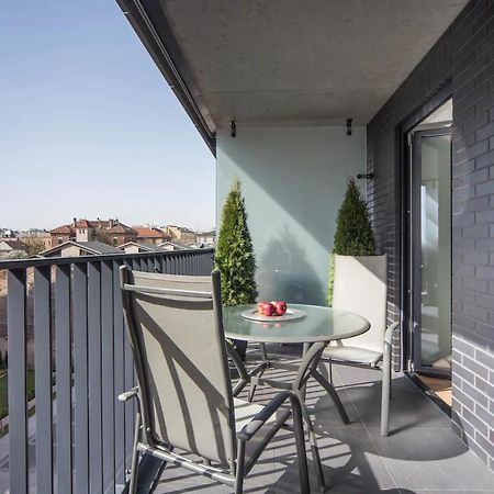 Nowoczesne Apartamenty W Centrum Krakowa Luaran gambar