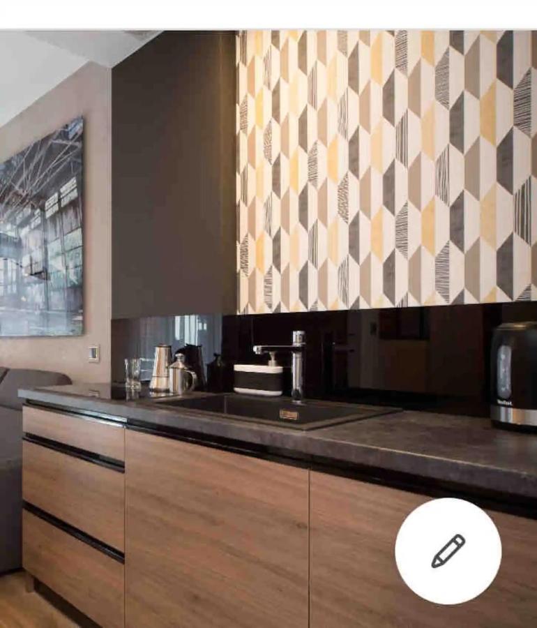 Nowoczesne Apartamenty W Centrum Krakowa Luaran gambar