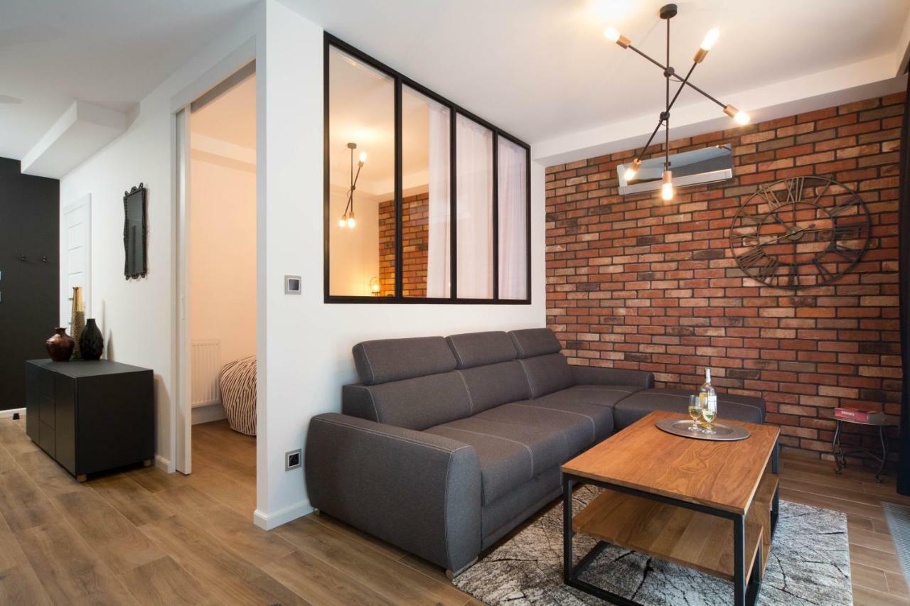 Nowoczesne Apartamenty W Centrum Krakowa Luaran gambar